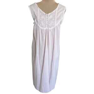 Vintage Y2K Miss Elaine Embroidered Cotton Blend Lace Nightie Cottage Feminine